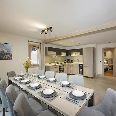 Mgm & Residences - De Joy 5*
