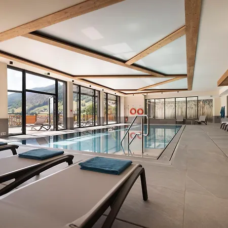 Mgm & Residences - De Joy