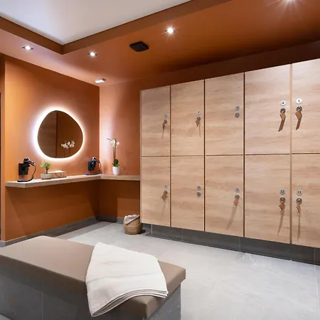 מלון דירות Mgm & Residences - De Joy 5*